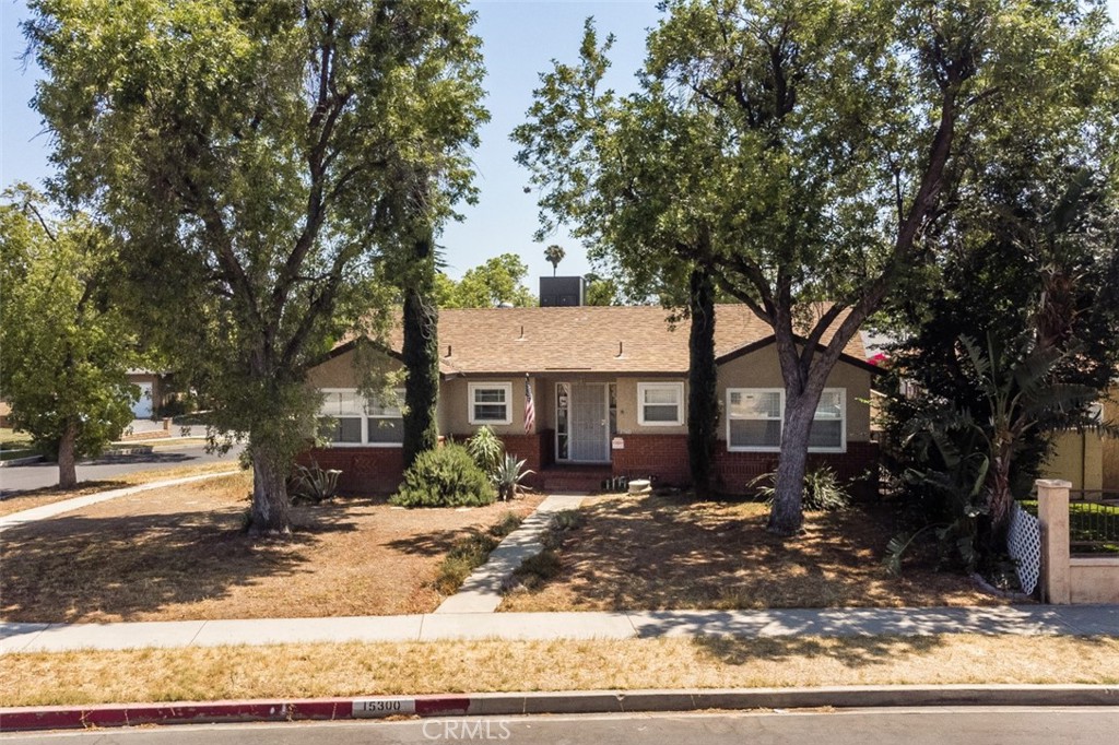 15300 Mayall Street Property Photo 1