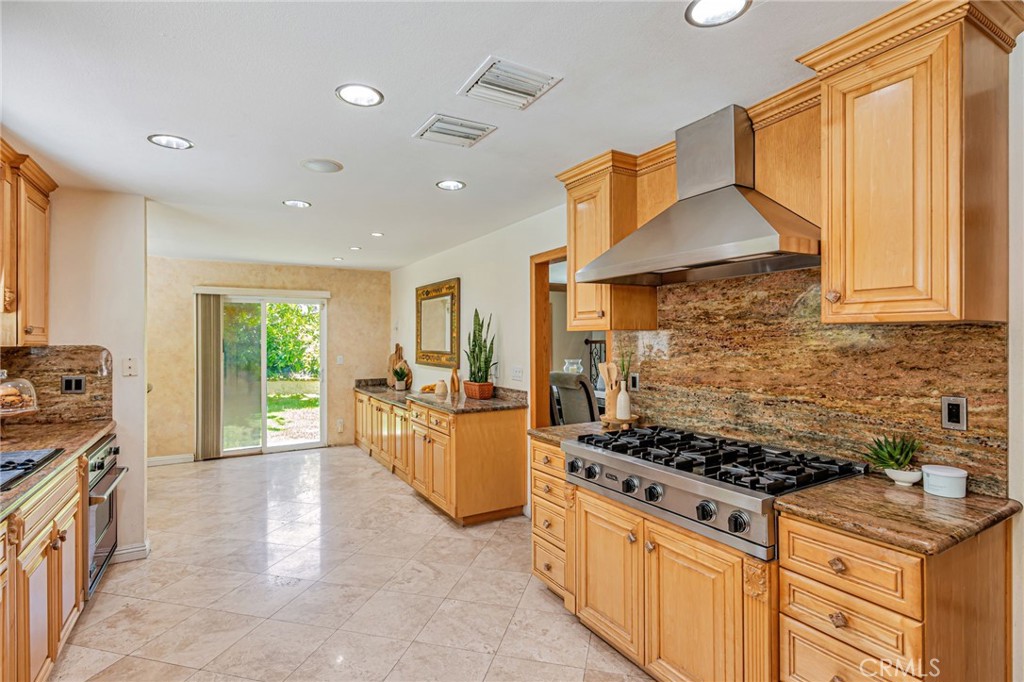18268 Ankara Court Property Photo 4