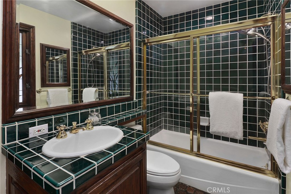 6137 Paseo La Vista Property Photo 27