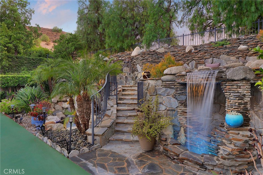 6137 Paseo La Vista Property Photo 33