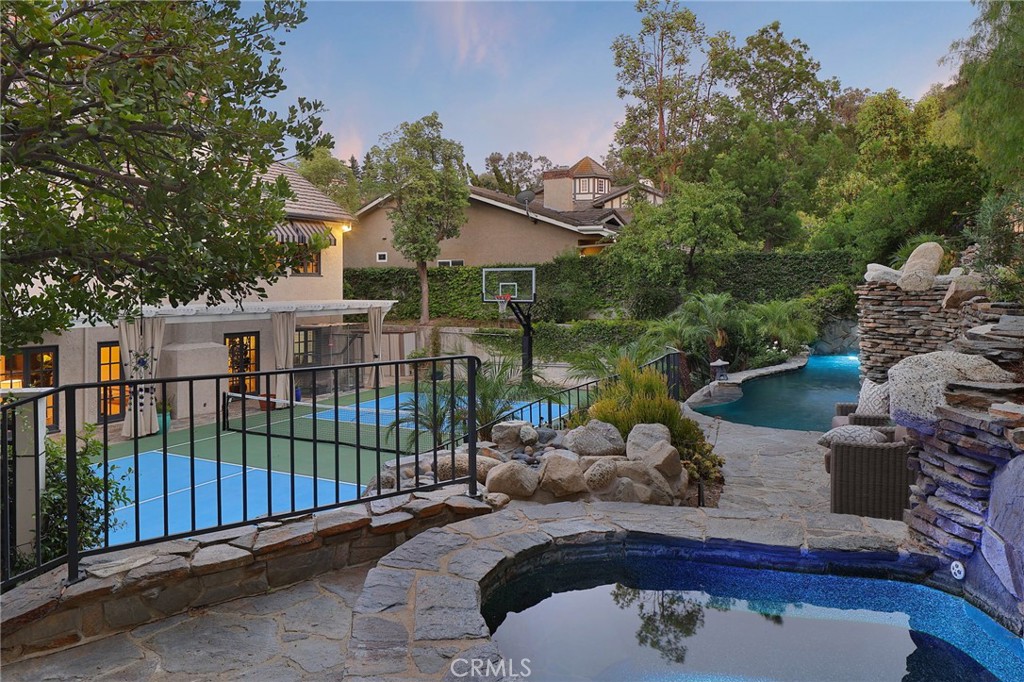 6137 Paseo La Vista Property Photo 35
