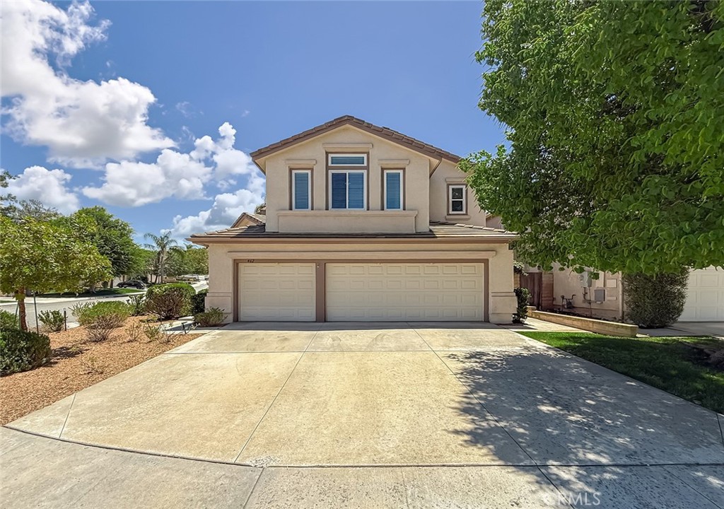 462 Cremona Way Property Photo 1