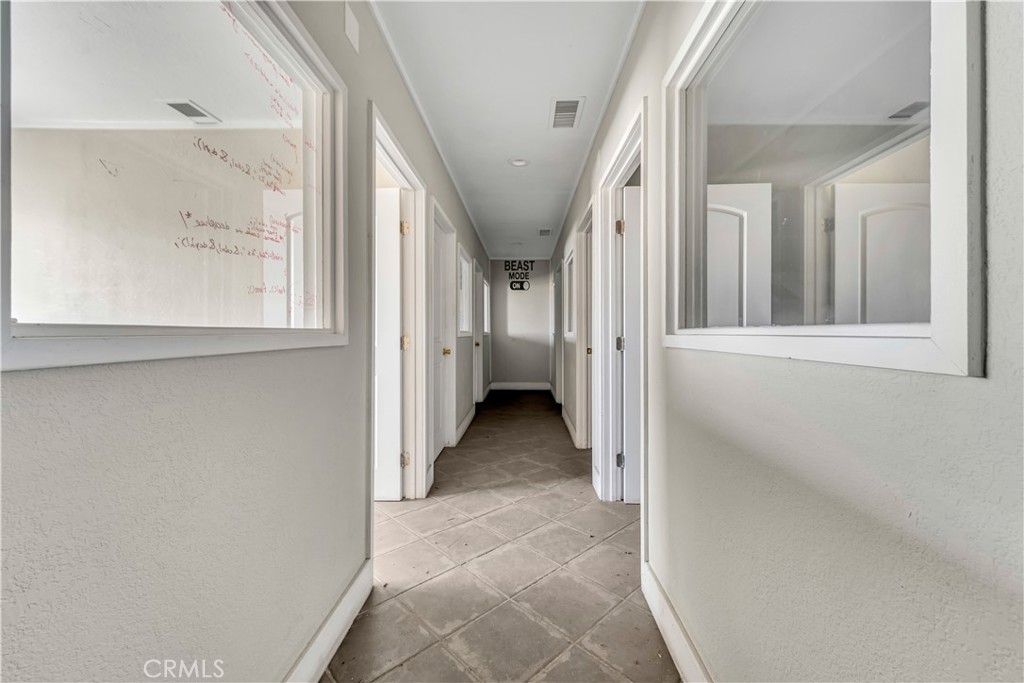 40420 10th Street W Property Photo 10