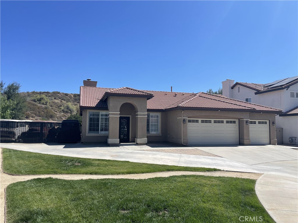 22600 White Wing Way Property Photo 2