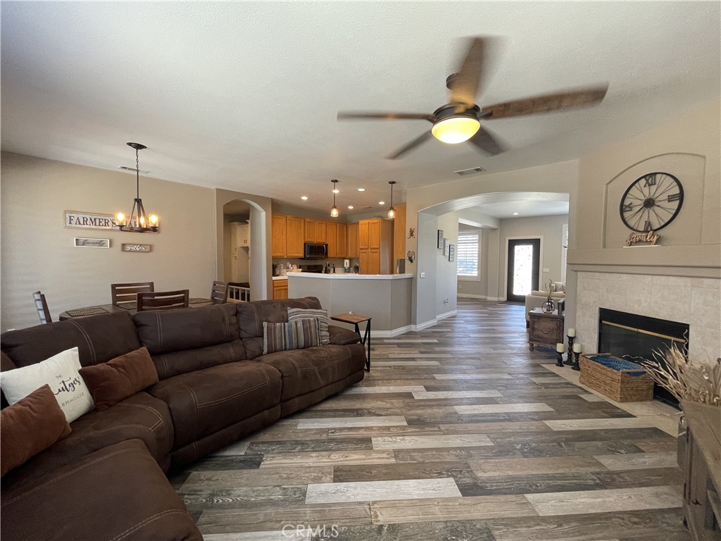 22600 White Wing Way Property Photo 13