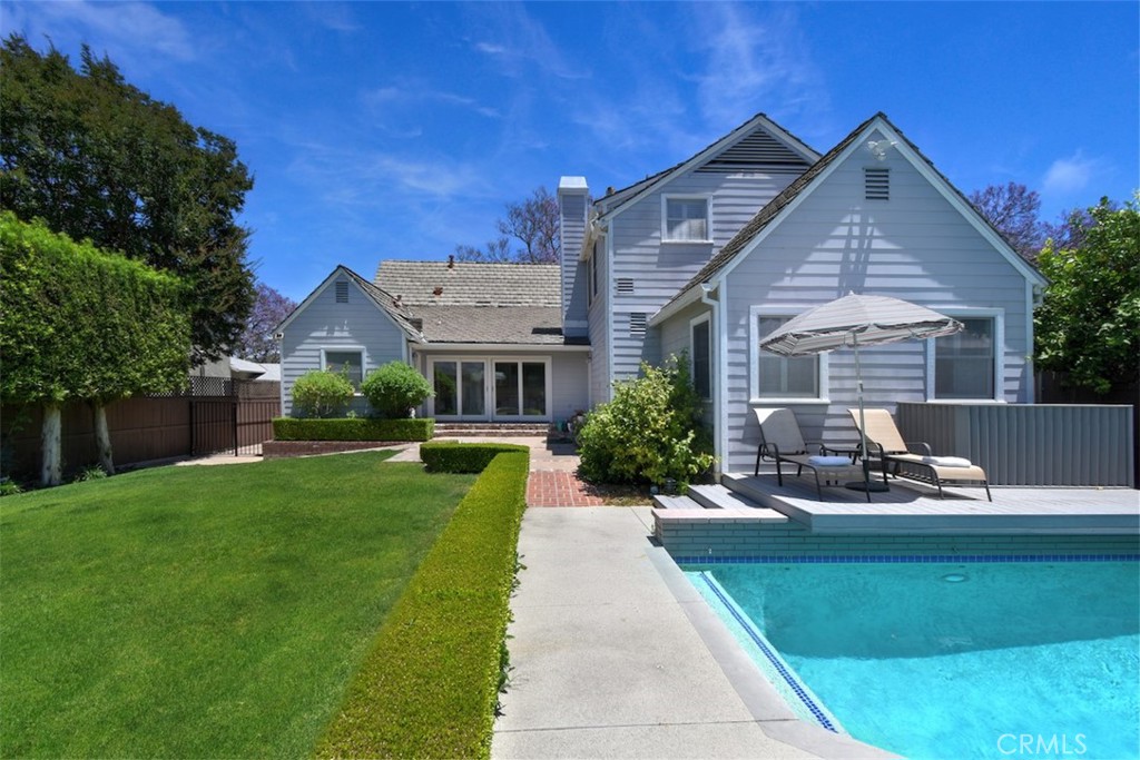 4161 Dixie Canyon Avenue Property Photo 26