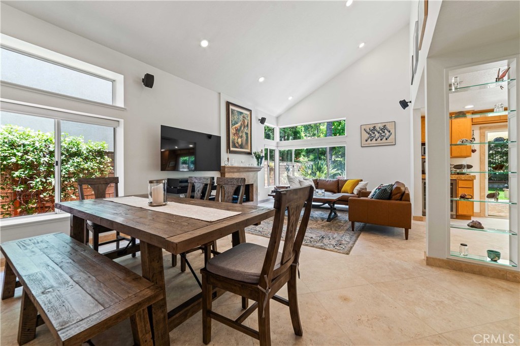 768 Twin Peaks Avenue Property Photo 3