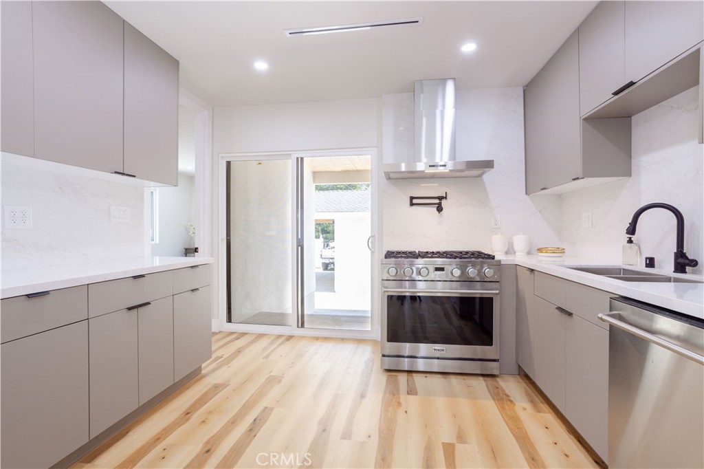 17905 Bullock Street Property Photo 12