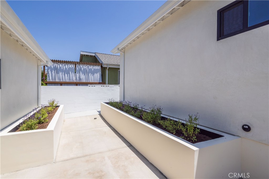 17905 Bullock Street Property Photo 30