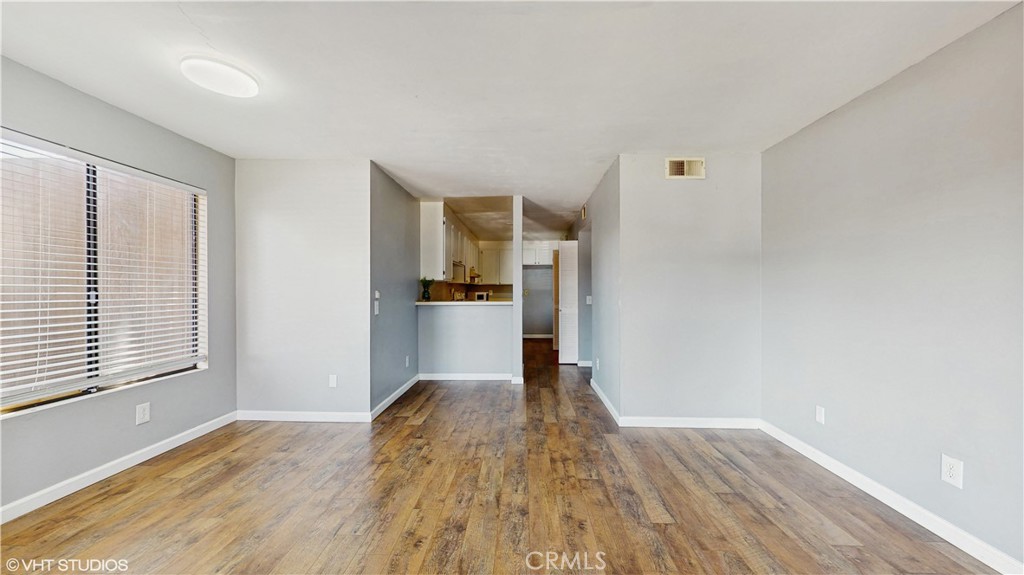 9020 Newport Avenue 17 Property Photo 2