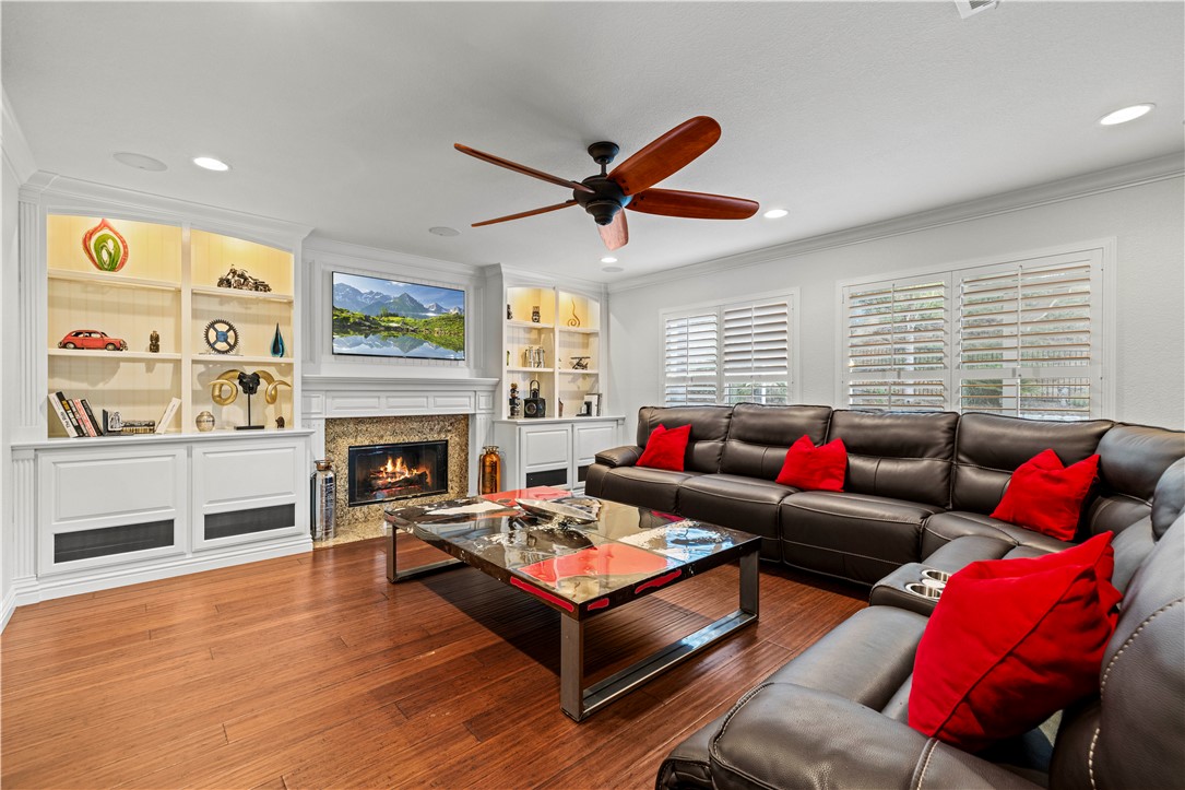 28725 Ponderosa Street Property Photo 9