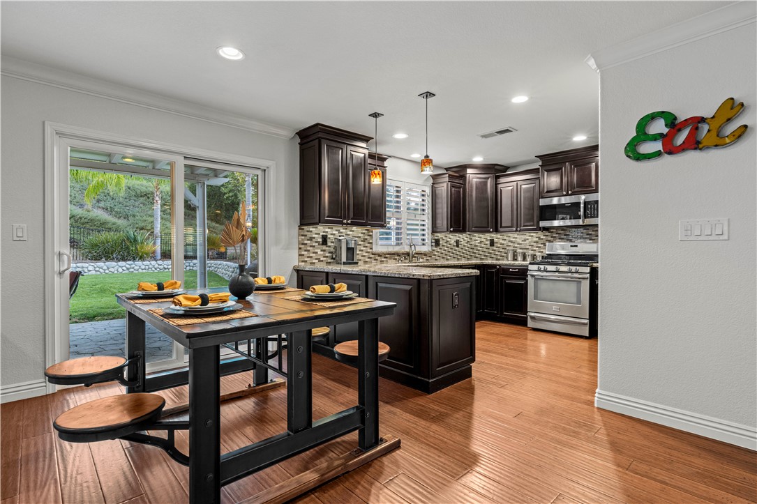 28725 Ponderosa Street Property Photo 12