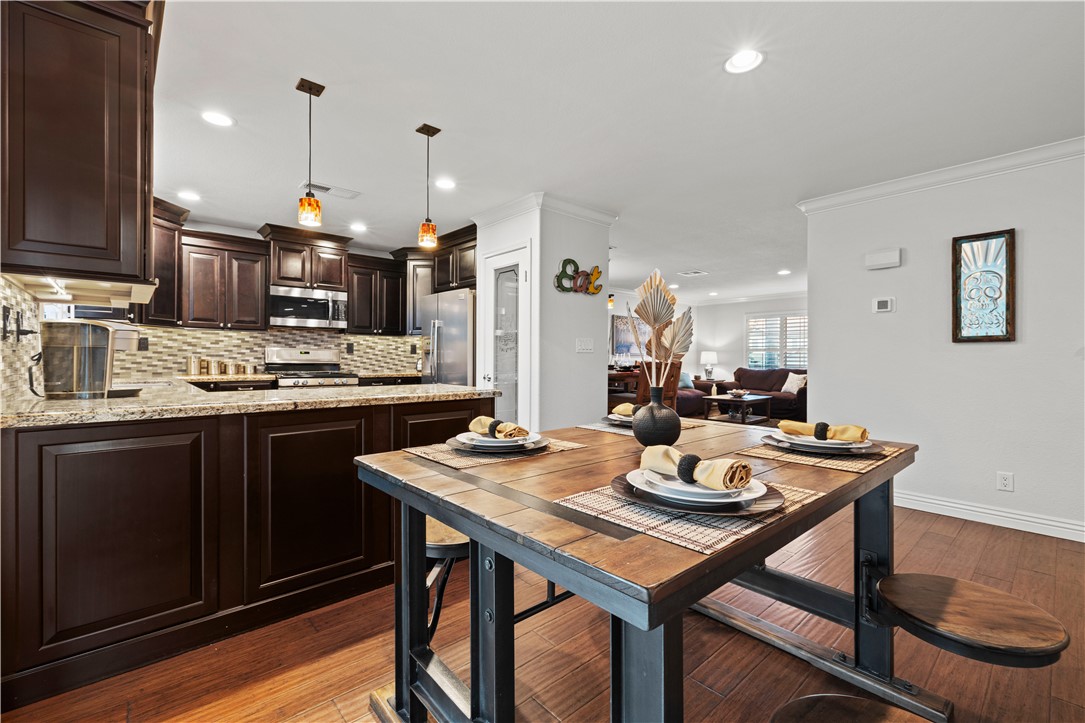 28725 Ponderosa Street Property Photo 17