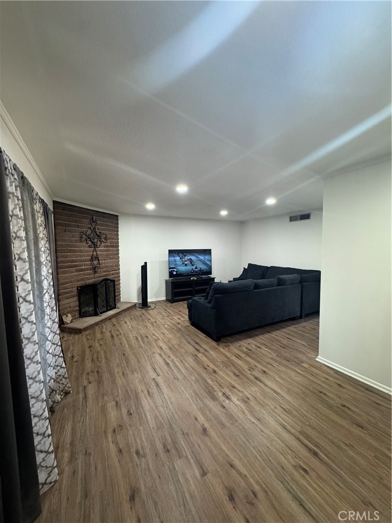1004 Paloma Street Property Photo 1
