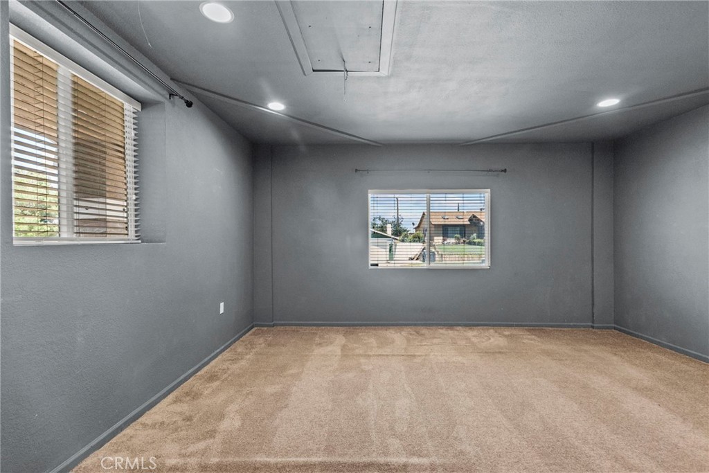 37469 3rd Street E Property Photo 17