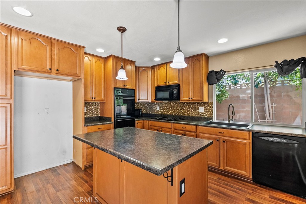 37469 3rd Street E Property Photo 32