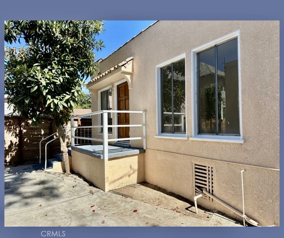 4628 Kingswell Avenue Property Photo 1