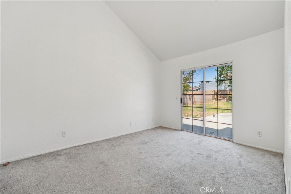 42534 62nd Street W Property Photo 23