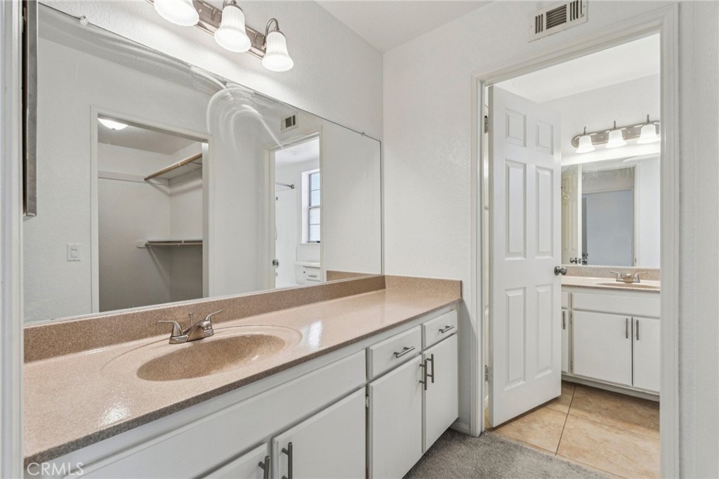 42534 62nd Street W Property Photo 33