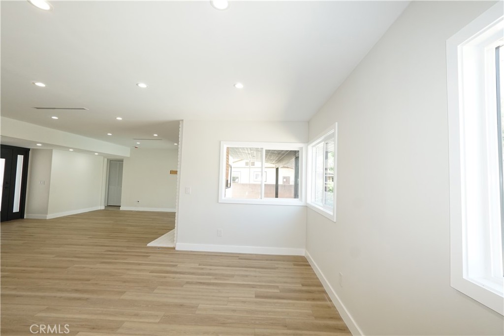 10345 Blucher Avenue Property Photo 7