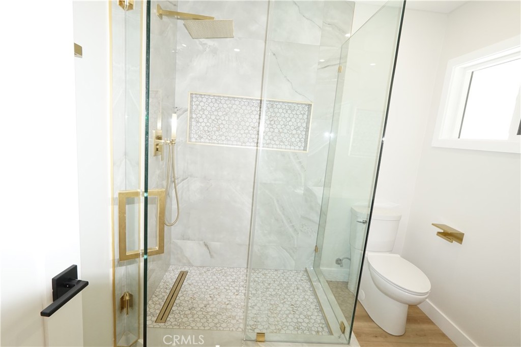 10345 Blucher Avenue Property Photo 11