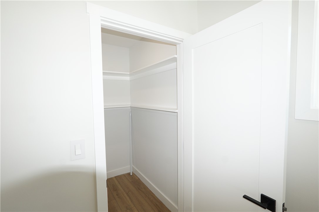 10345 Blucher Avenue Property Photo 16