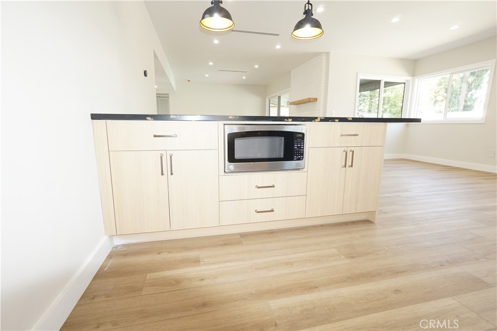 10345 Blucher Avenue Property Photo 19