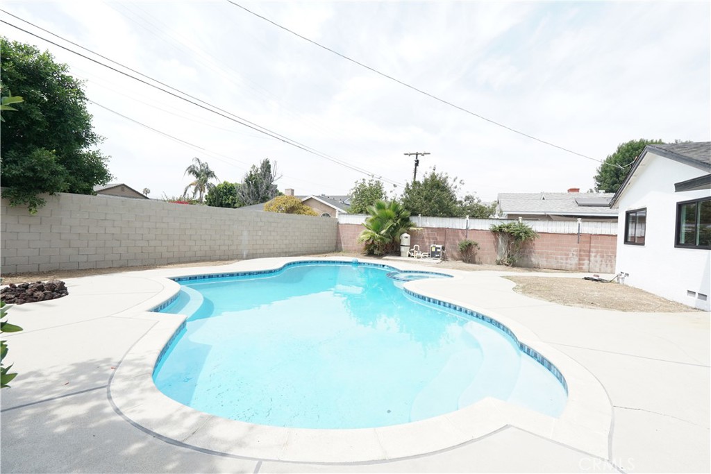 10345 Blucher Avenue Property Photo 24