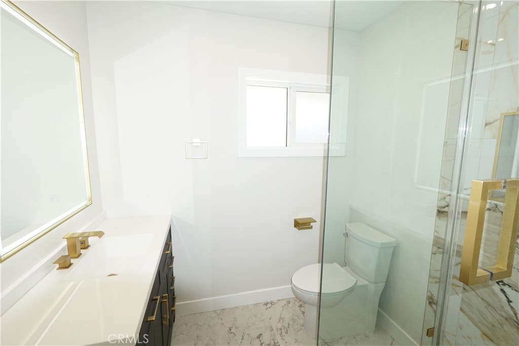 10345 Blucher Avenue Property Photo 32