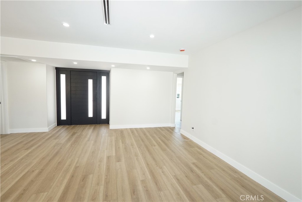 10345 Blucher Avenue Property Photo 42