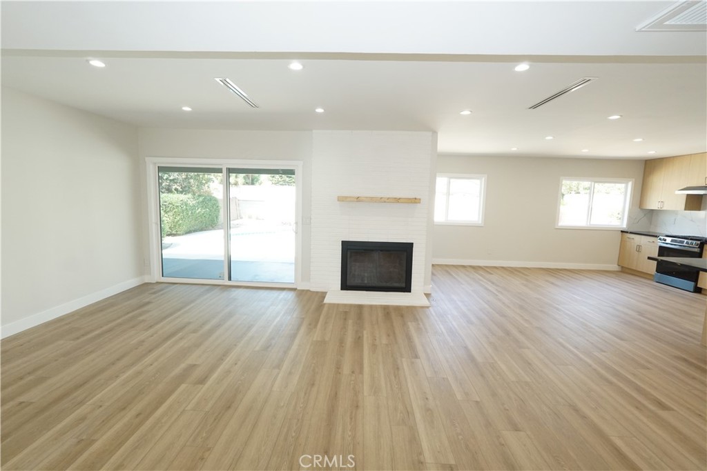 10345 Blucher Avenue Property Photo 46