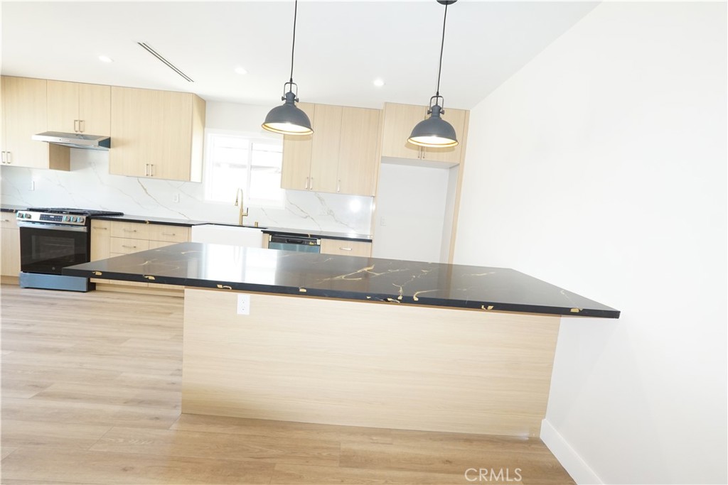 10345 Blucher Avenue Property Photo 53