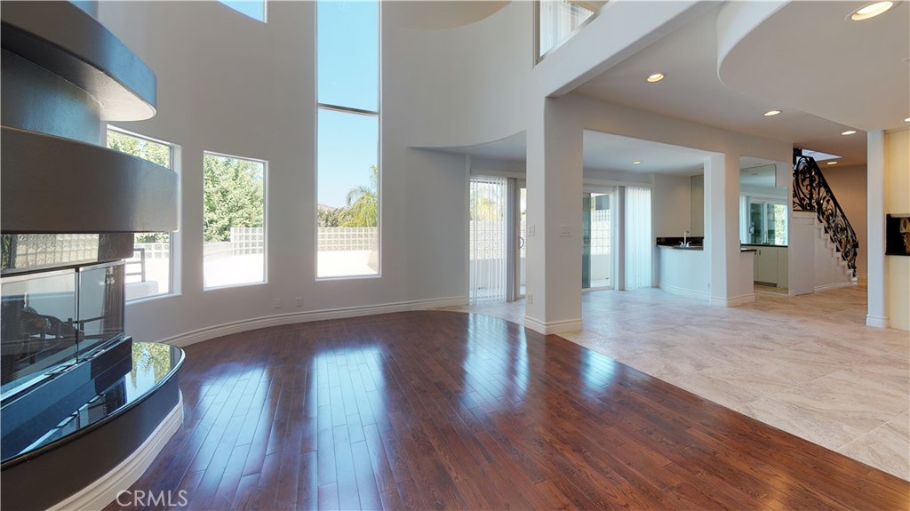 22500 N Summit Ridge Circle Property Photo 7