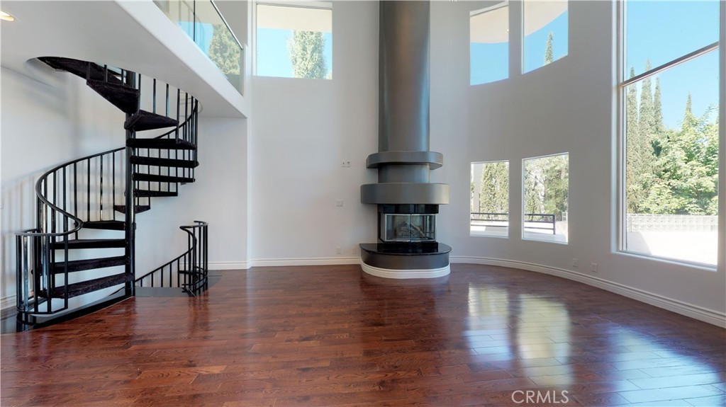 22500 N Summit Ridge Circle Property Photo 8