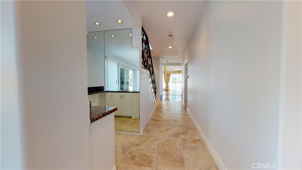 22500 N Summit Ridge Circle Property Photo 21