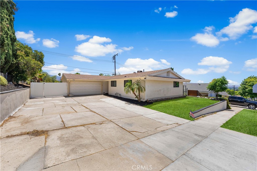 18718 Delight Street Property Photo 1