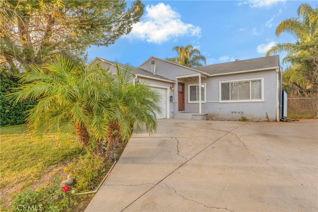 19119 Lemay Street Property Photo 1
