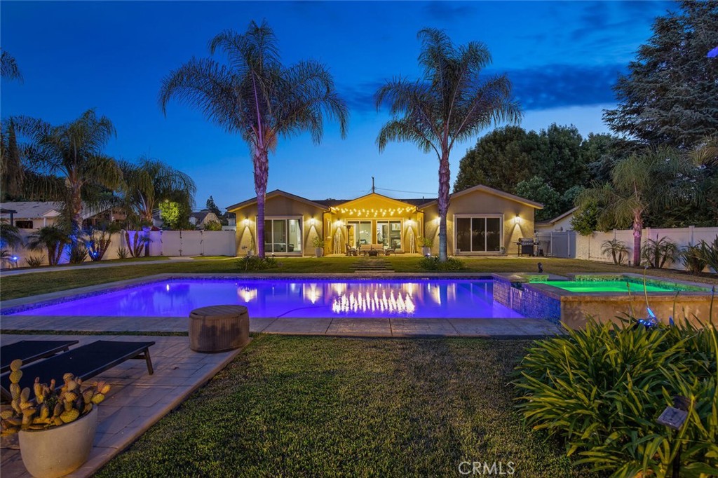 8817 Encino Avenue Property Photo