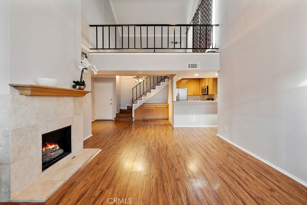 5325 Newcastle Avenue 319 Property Photo 1