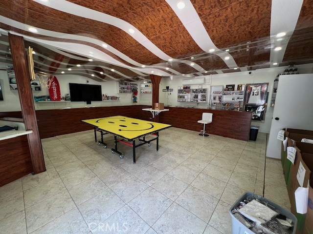 3825 Fountain Avenue Property Photo 1