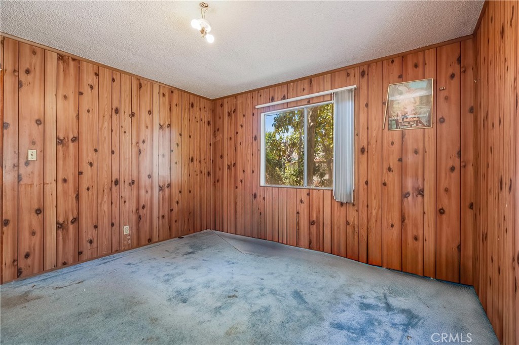 2439 California Street Property Photo 19