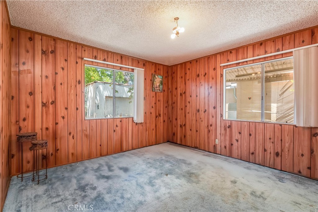 2439 California Street Property Photo 20