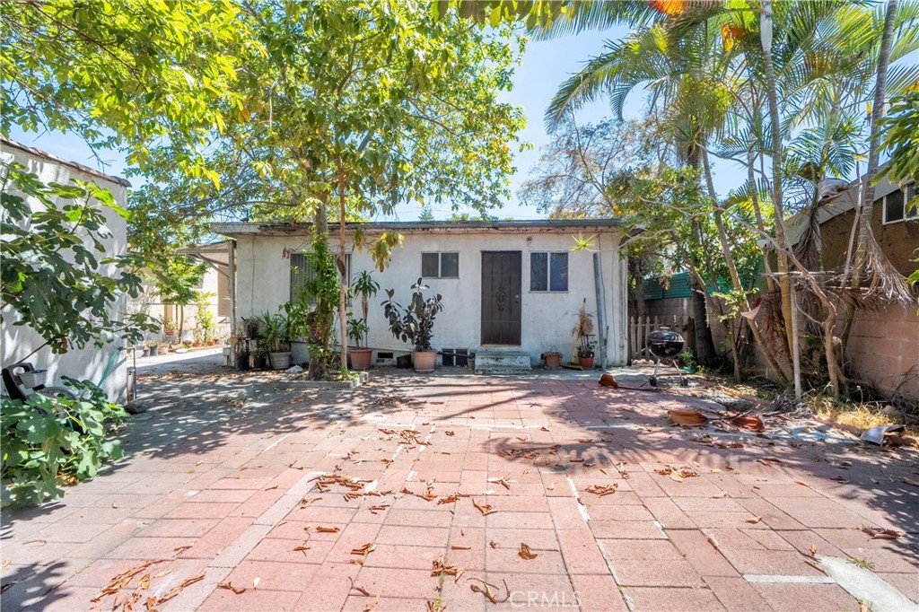 2439 California Street Property Photo 30