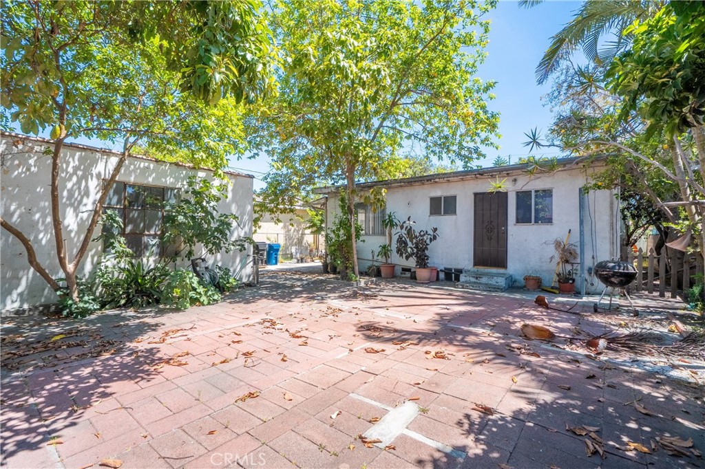 2439 California Street Property Photo 34