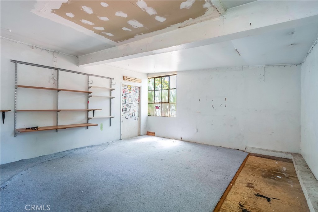 2439 California Street Property Photo 37