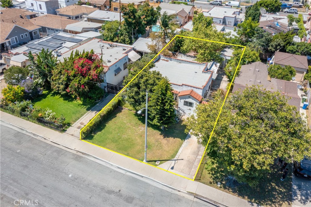 2439 California Street Property Photo 43