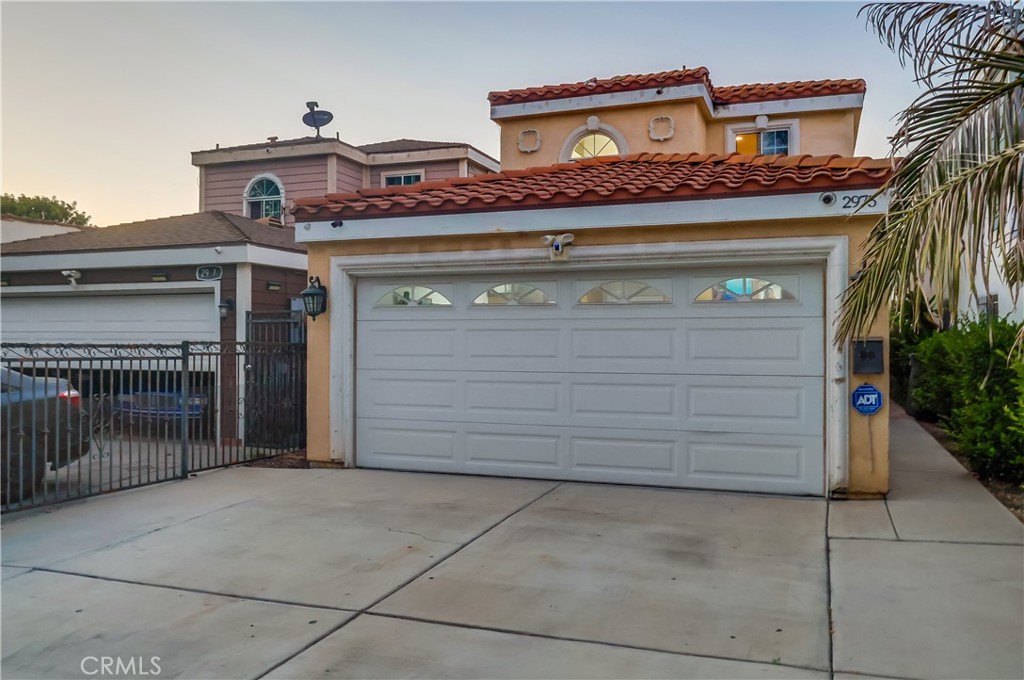 2975 Fernwood Avenue Property Photo 1