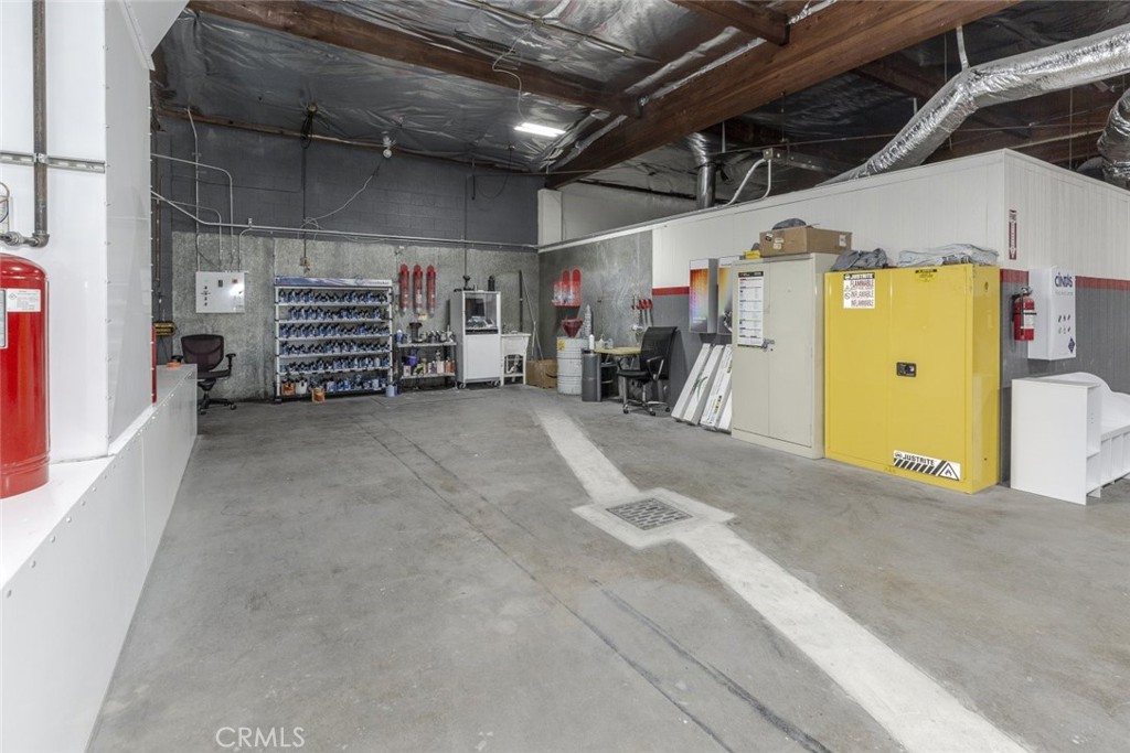 7400 San Fernando Road Property Photo 9