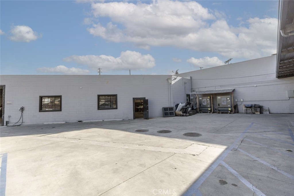 7400 San Fernando Road Property Photo 13