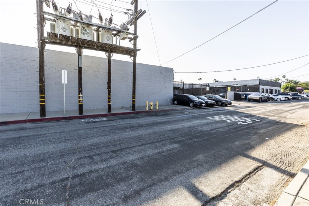 7400 San Fernando Road Property Photo 17